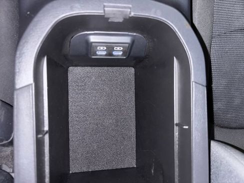 Used 2023 Toyota RAV4 LE FWD image 35