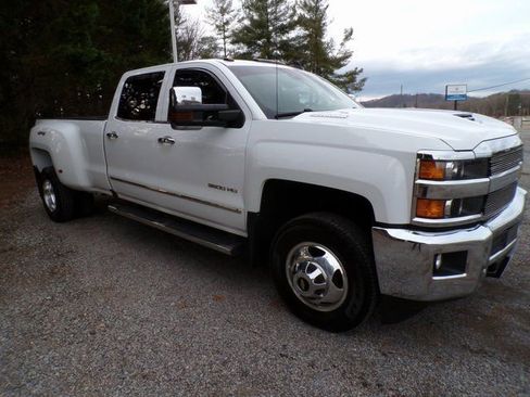 Used 2018 Chevrolet Silverado 3500 LTZ w/ Duramax Plus Package image 6