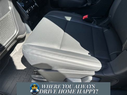 New 2026 Lincoln Aviator 2WD image 23