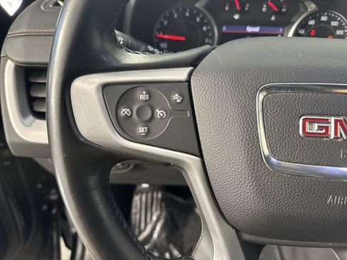 Used 2020 GMC Terrain SLT image 12