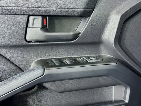 Used 2025 Toyota 4Runner SR5 image 19