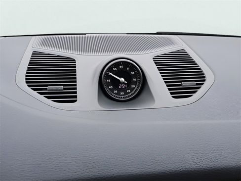 New 2026 Porsche Cayenne Coupe image 22