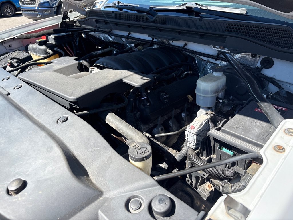Used 2015 GMC Sierra 1500 2WD Regular Cab image 24