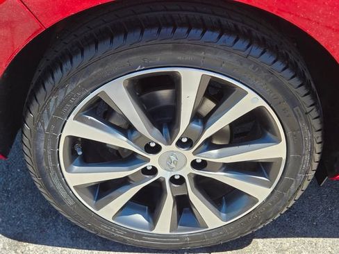 Used 2020 Hyundai Elantra GT FWD image 10