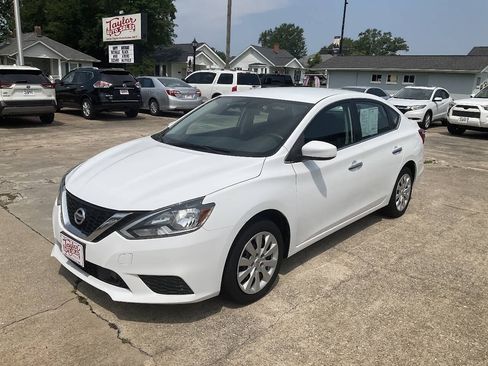 Used 2018 Nissan Sentra S FWD image 7