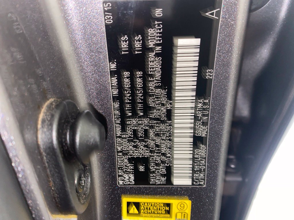 Used 2015 Toyota Highlander XLE AWD/4WD image 38