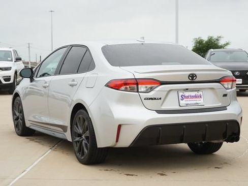 Used 2024 Toyota Corolla SE FWD image 7