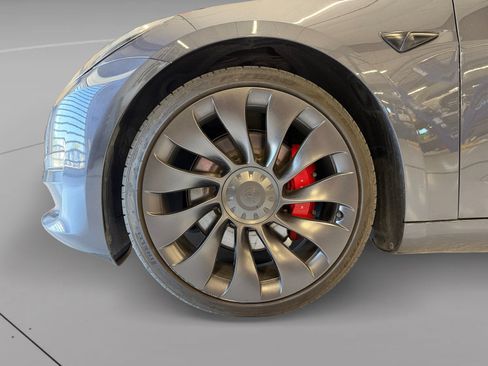Used 2023 Tesla Model 3 Performance AWD/4WD image 9