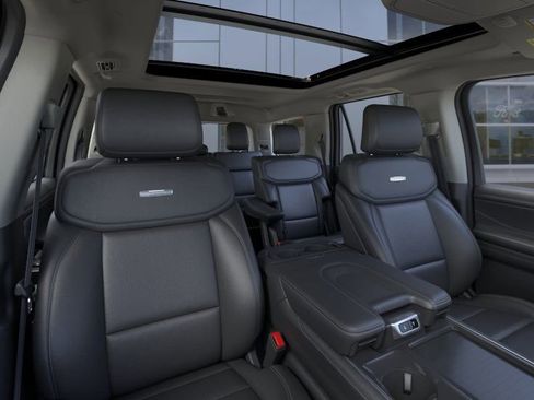 New 2025 Ford Expedition Platinum image 10