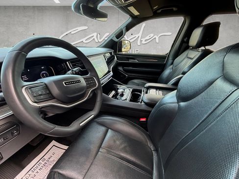 Used 2022 Jeep Wagoneer Series II image 23