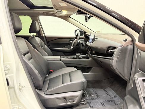 Used 2023 Jeep Wrangler Unlimited Sahara image 40