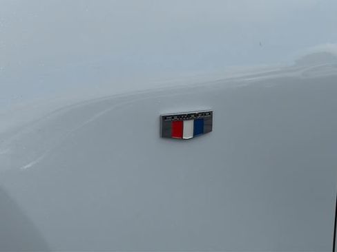 Used 2024 Chevrolet Camaro LT w/ Technology Package image 11