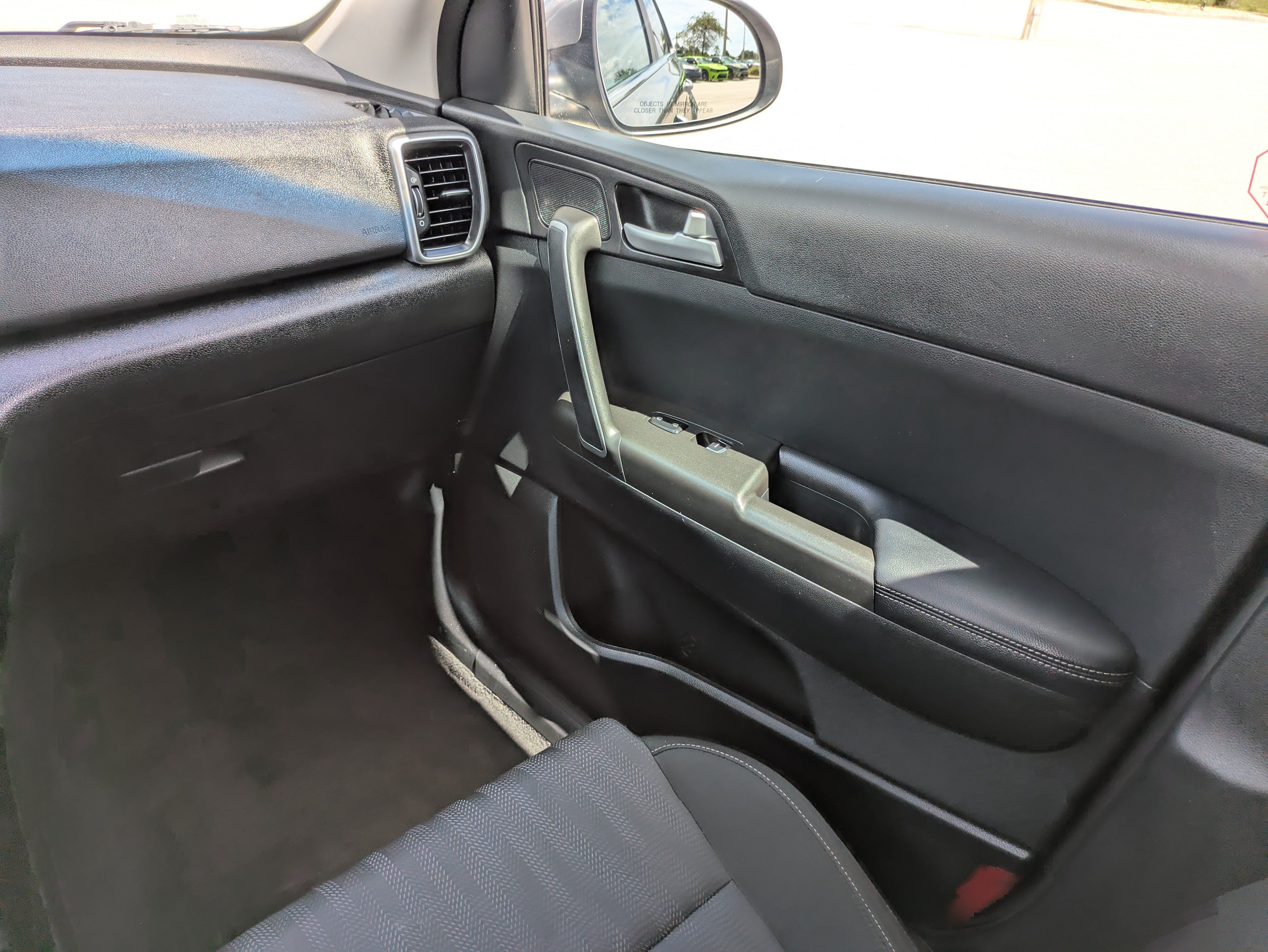 Used 2020 Kia Sportage LX FWD image 17