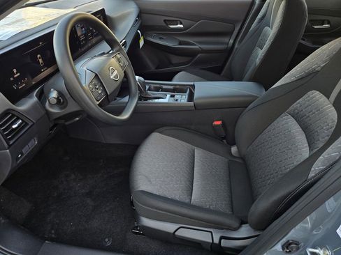 New 2026 Nissan Sentra SV image 17