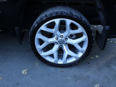 Used 2021 Chevrolet Silverado 1500 Custom RWD image 8