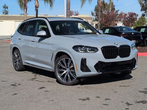 Certified 2023 BMW X3 sDrive30i w/ M Sport Package image 2