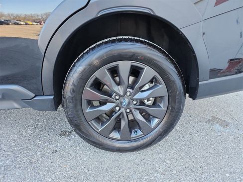 Used 2025 Subaru Outback Onyx Edition XT image 32