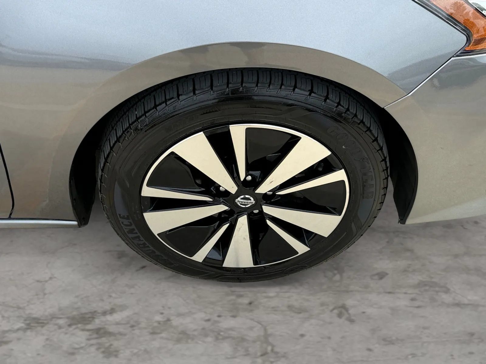 Used 2021 Nissan Altima 2.5 SV FWD image 45