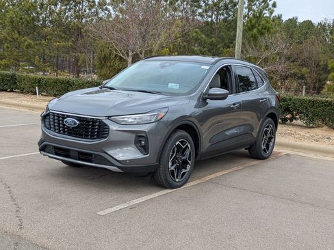 New 2026 Ford Escape Platinum w/ Premium Technology Package image 8