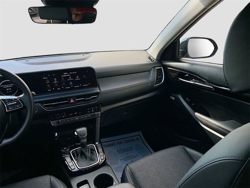 Used 2024 Kia Seltos SX image 24