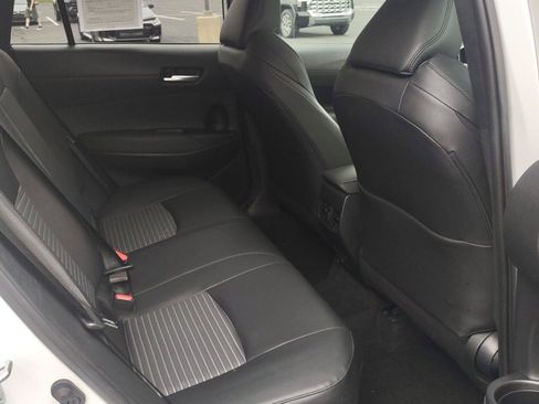 Used 2023 Toyota Corolla Cross AWD Hybrid w/ Convenience Package image 32