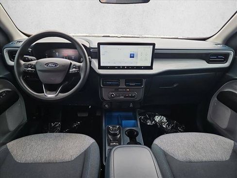 Certified 2025 Ford Maverick XLT FWD image 16