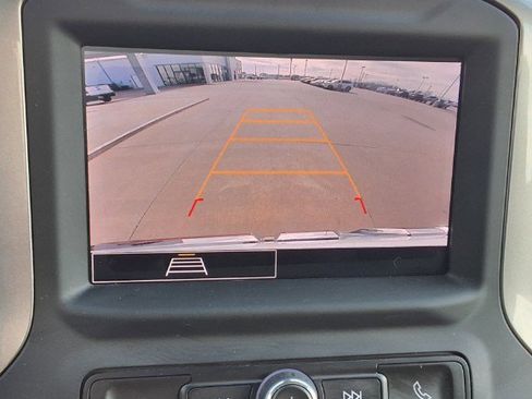 Used 2024 GMC Sierra 1500 Pro w/ Convenience Package image 17