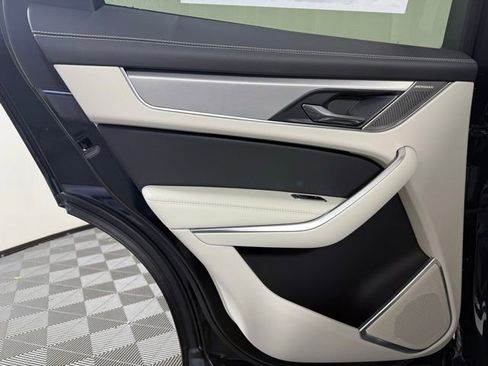 Used 2025 Jaguar F-PACE R-Dynamic S image 23