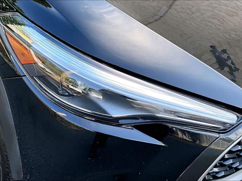 Certified 2025 Toyota Corolla Cross XLE AWD/4WD image 28