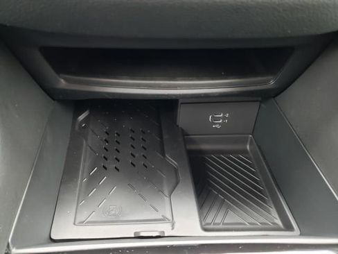 New 2026 Chrysler Pacifica Limited w/ Trailer Tow Group image 6