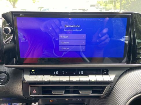 Used 2025 Toyota Camry SE w/ Multimedia Upgrade Package FWD image 23