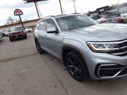 Used 2021 Volkswagen Atlas SE image 47