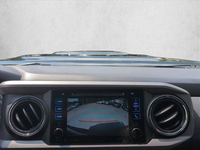 Used 2016 Toyota Tacoma TRD Sport w/ Towing Package AWD/4WD image 15