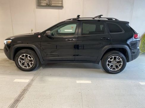 Used 2021 Jeep Cherokee Trailhawk w/ Trailer Tow Group image 8