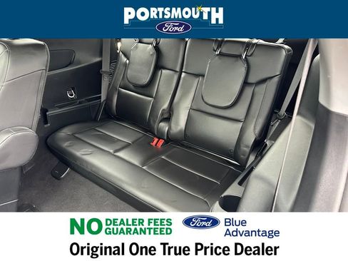 Used 2024 Ford Explorer XLT w/ Equipment Group 202A image 8