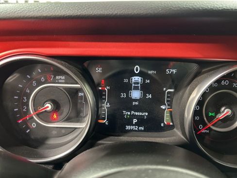 Used 2021 Jeep Gladiator Rubicon image 24