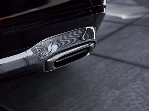 Used 2026 Mercedes-Benz Maybach GLS 600 4MATIC image 13