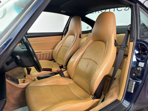 Used 1997 Porsche 911 Carrera RWD image 3