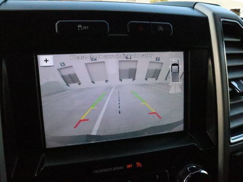 Used 2016 Ford F150 Lariat image 3