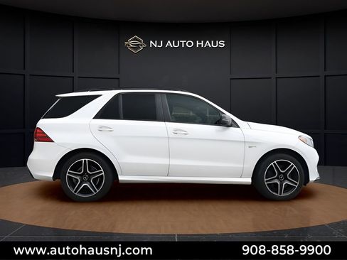Used 2018 Mercedes-Benz GLE 43 AMG 4MATIC w/ Night Package image 7