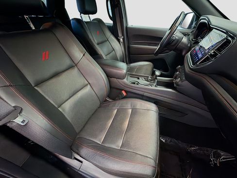Used 2024 Dodge Durango GT RWD image 15
