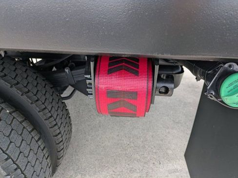 Used 2024 Ford F550 4x4 Regular Cab Super Duty image 13