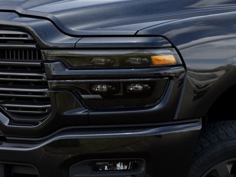 New 2026 RAM 3500 Laramie AWD/4WD image 39