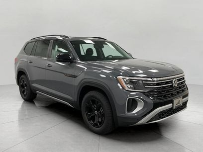 New 2026 Volkswagen Atlas Peak Edition