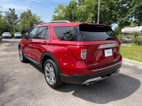Used 2020 Ford Explorer Platinum w/ Premium Technology Package AWD/4WD image 4