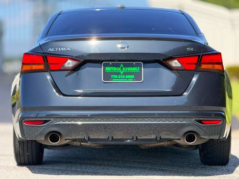 Used 2019 Nissan Altima 2.5 SL FWD image 10