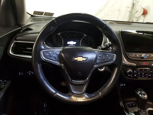 Used 2019 Chevrolet Equinox LT w/ Sun & Navigation Package AWD/4WD image 15