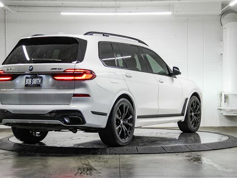 Certified 2023 BMW X7 xDrive40i w/ Executive Package image 6