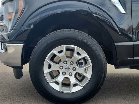 Used 2023 Ford F150 XLT image 17