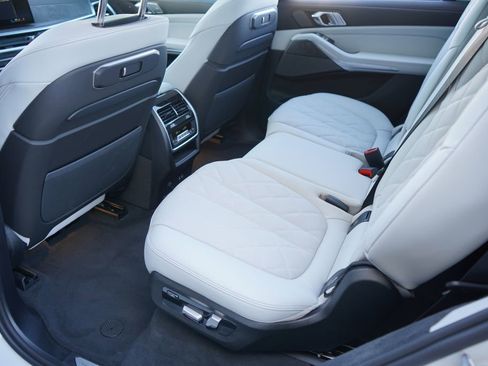 New 2026 BMW X7 xDrive40i image 20